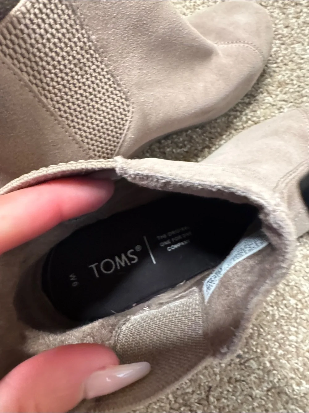 TOMS Bailey Warm Taupe Suede Wedge Ankle Booties SZ 6M slip on round toe pull on